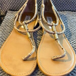 Steve Madden Beige and Gold Sandals
